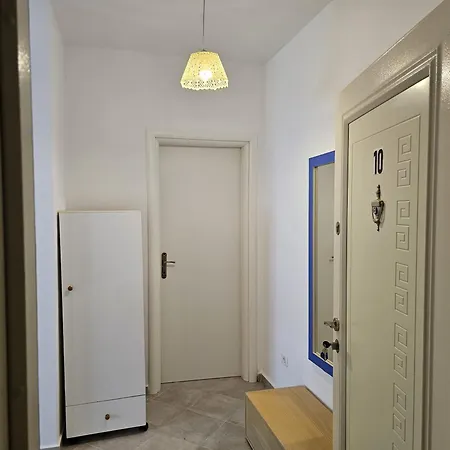 Pietro 1 Apartament *