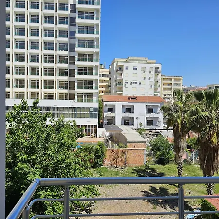 Pietro 1 Apartment *